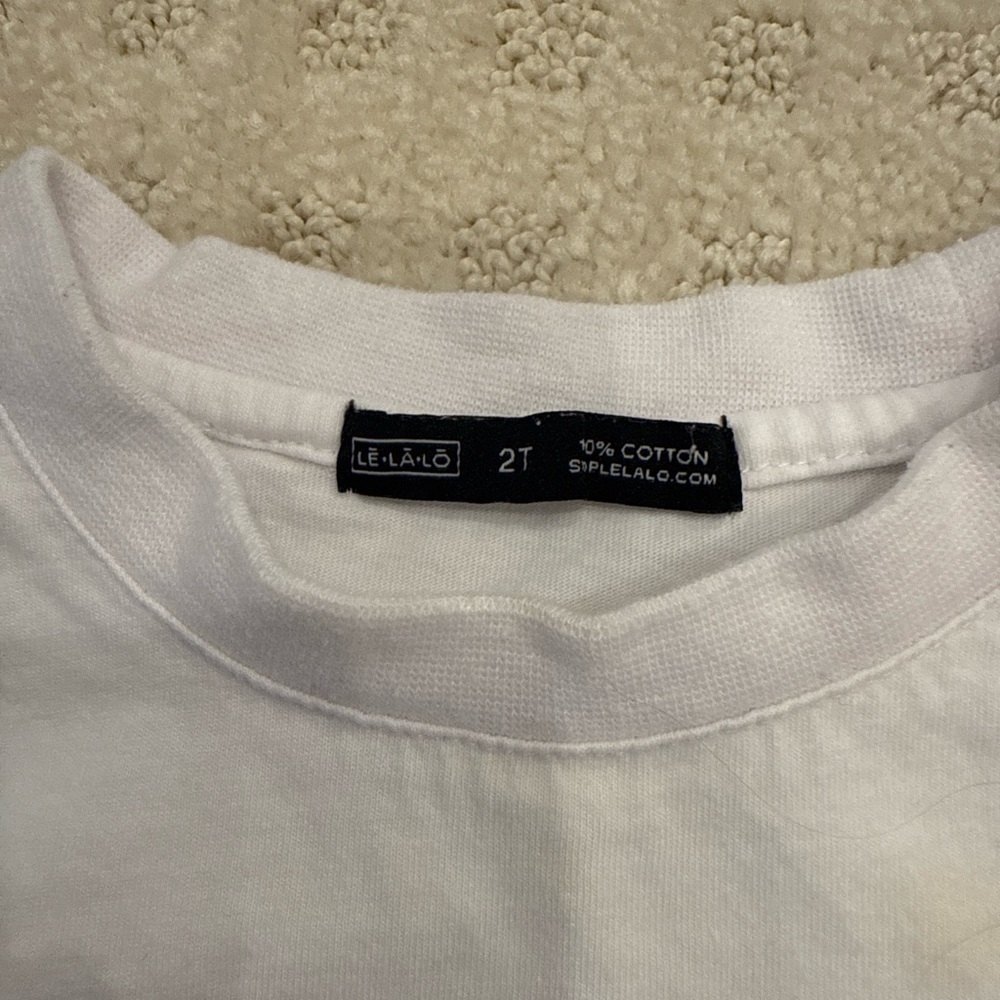 Le Lā Lō Kids “Mini Me” White Graphic Tee Toddler Girl 2T - Picture 3 of 4